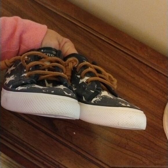 Sperry - Picture 3 of 6